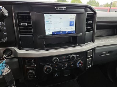 New 2026 Ford F250 XL image 25