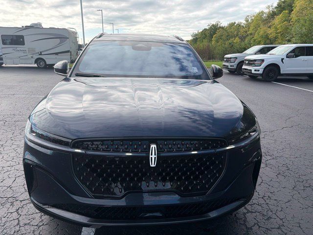 Used 2024 Lincoln Nautilus Reserve w/ Equipment Group 202A AWD/4WD image 6