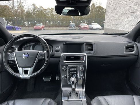 Used 2020 Buick Enclave Premium w/ Surround and Sites Package image 45