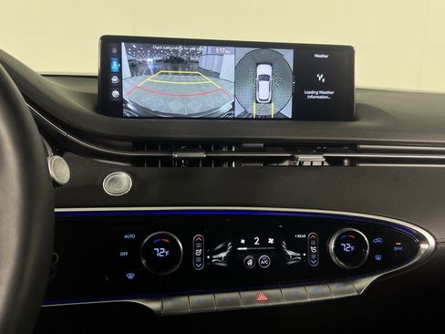 Used 2023 Genesis GV70 2.5T w/ Advanced Package image 16