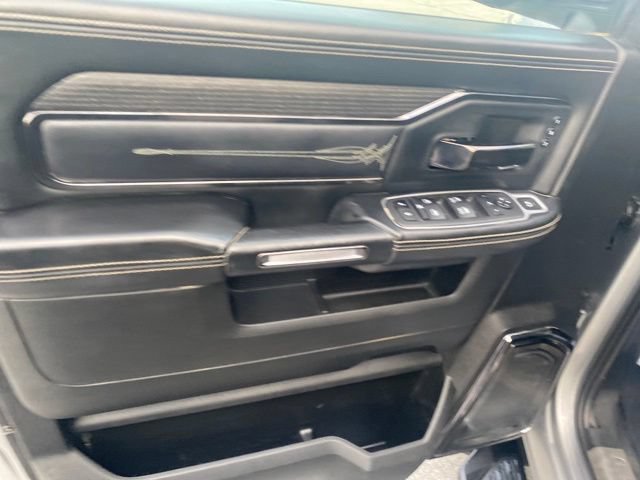 Used 2022 RAM 3500 Limited AWD/4WD image 17