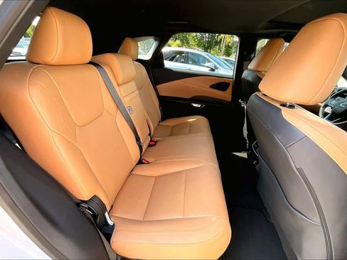 Used 2024 Lexus RX 350 Premium Plus w/ Convenience Package FWD image 20