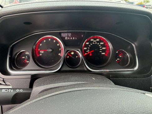 Used 2015 GMC Acadia SLE image 10