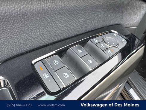 Used 2022 Nissan Pathfinder Platinum w/ Cargo Package image 24