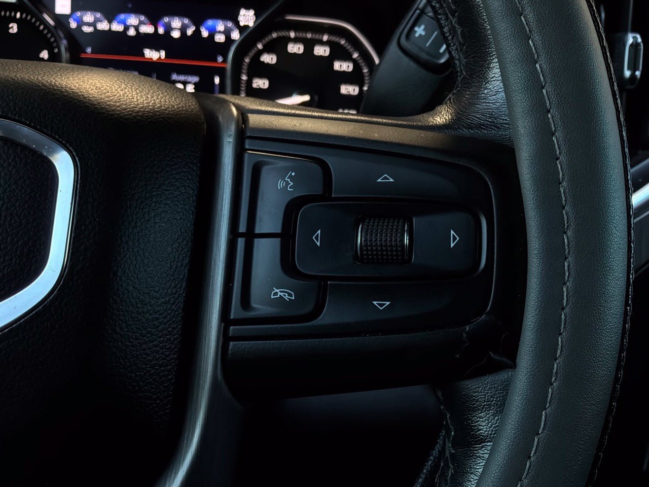 Used 2021 GMC Sierra 2500 Denali w/ Denali Black Diamond Edition AWD/4WD image 59
