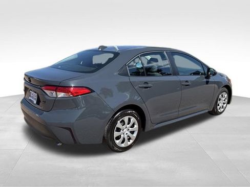 Used 2026 Toyota Corolla LE FWD image 11
