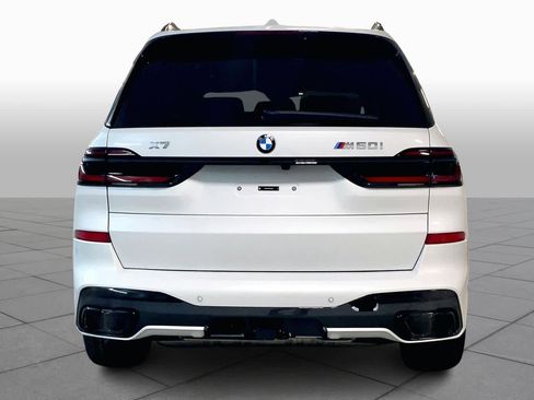 New 2026 BMW X7 M60i image 4