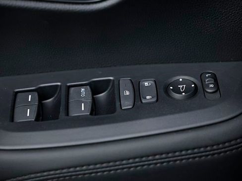 New 2026 Honda HR-V LX image 23