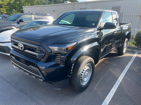 Used 2025 Toyota Tacoma SR w/ Towing Package RWD image 14