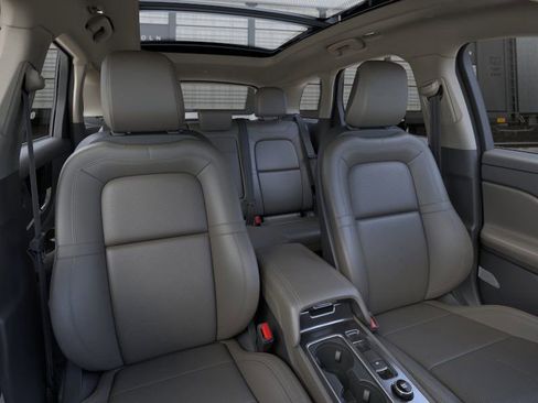 New 2026 Lincoln Corsair Grand Touring image 10