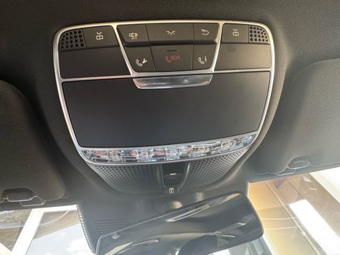 Used 2018 Mercedes-Benz S 560 4MATIC Sedan image 21