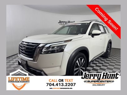 Used 2023 Nissan Pathfinder Platinum