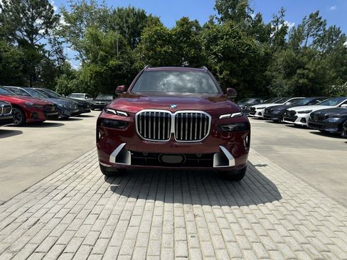 Used 2026 BMW X7 xDrive40i AWD/4WD image 9