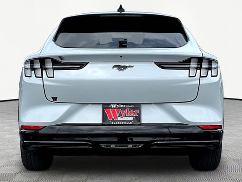 Used 2023 Ford Mustang Mach-E Premium AWD/4WD image 5