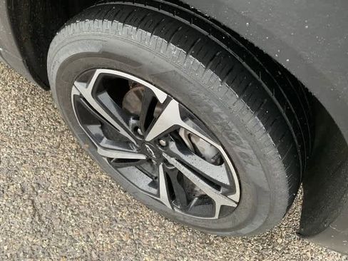 Used 2022 Chevrolet TrailBlazer RS w/ Sun and Liftgate Package image 12