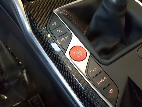 Used 2025 BMW M4 Coupe w/ Executive Package image 27