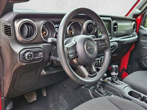 Used 2023 Jeep Gladiator Sport AWD/4WD image 9