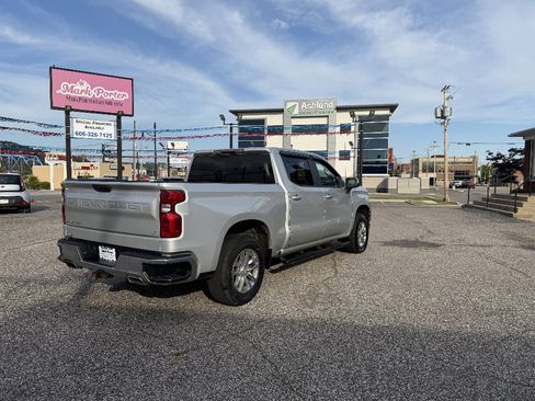 Used 2019 Chevrolet Silverado 1500 LT w/ All-Star Edition AWD/4WD image 5