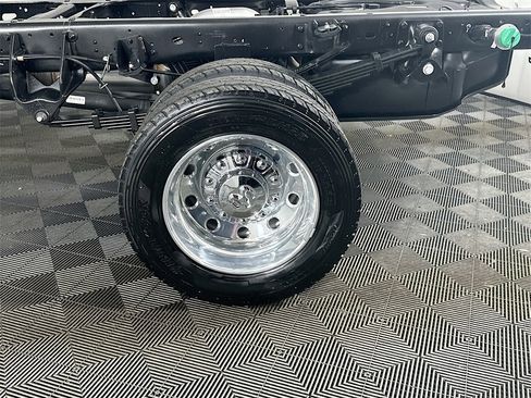 New 2026 RAM 4500 Tradesman image 16