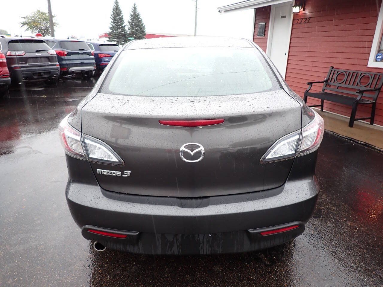 Used 2010 MAZDA MAZDA3 i Touring FWD image 5