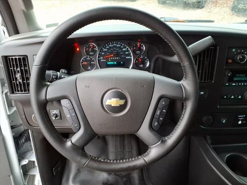 Used 2021 Chevrolet Express 2500 Extended w/ Driver Convenience Package image 32