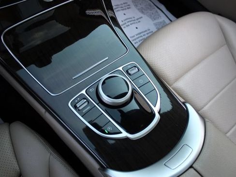Used 2021 Mercedes-Benz C 300 Sedan image 19