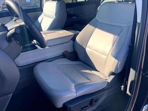 Certified 2025 Ford Expedition Max Active image 25