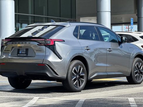 New 2026 Subaru Solterra Premium image 4