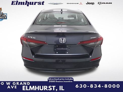 Used 2025 Honda Civic Sport image 4