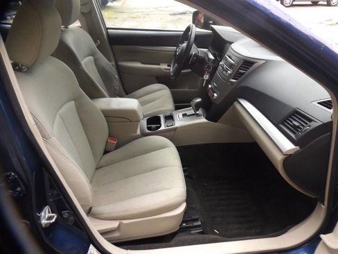 Used 2011 Subaru Legacy 2.5i Premium AWD/4WD image 20