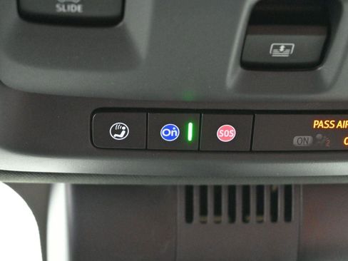 Used 2024 GMC Yukon Denali Ultimate image 30