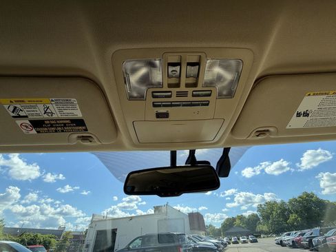Used 2016 Toyota Highlander Limited Platinum AWD/4WD image 21