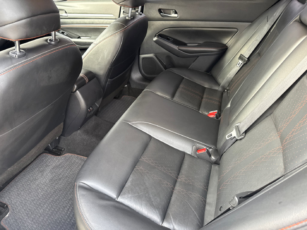 Used 2023 Nissan Altima 2.5 SR w/ SR Premium Package FWD image 17