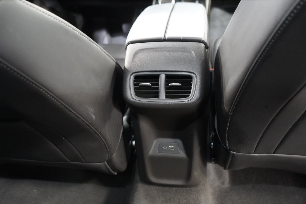 Used 2024 Buick Envision Preferred AWD/4WD image 23