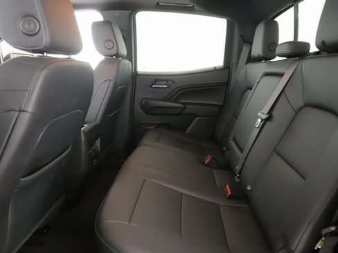 Used 2024 GMC Canyon Elevation w/ Convenience Package image 28