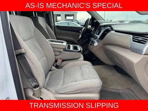 Used 2018 GMC Yukon XL SLE w/ SLE Value Package image 12