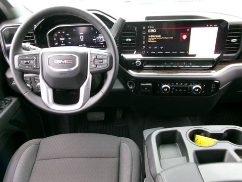 Used 2026 GMC Sierra 2500 SLE w/ SLE Value Package; AWD/4WD image 11