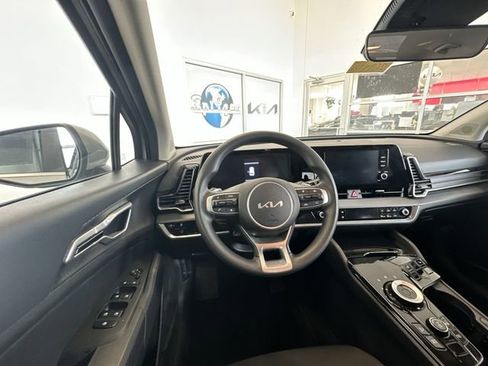 Certified 2023 Kia Sportage LX image 13