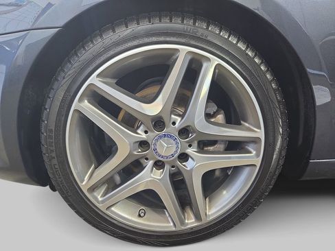 Used 2013 Mercedes-Benz SLK 250 image 29