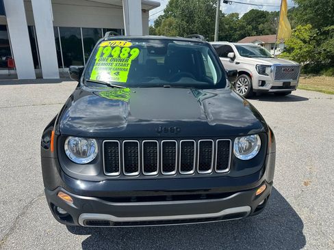 Used 2023 Jeep Renegade Latitude AWD/4WD image 8