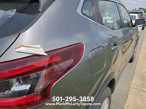 Used 2020 Nissan Rogue Sport SV AWD/4WD image 10