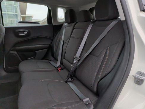 Used 2018 Jeep Compass Sport w/ Tech Group image 29