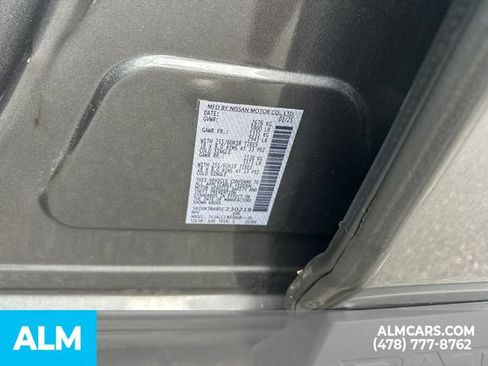 Used 2025 Nissan Pathfinder SV FWD image 37