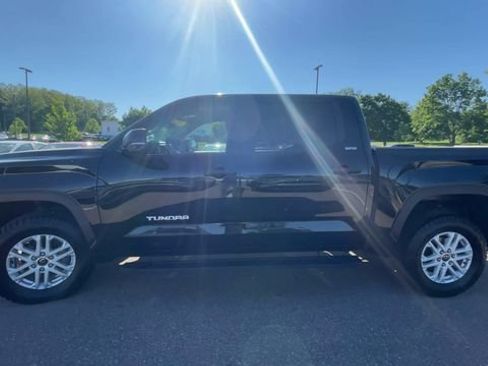 Used 2024 Toyota Tundra SR5 w/ SR5 Convenience Package AWD/4WD image 5