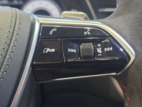 Used 2025 Audi RS 6 performance image 45