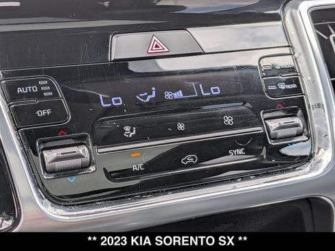 Used 2023 Kia Sorento SX AWD/4WD image 23