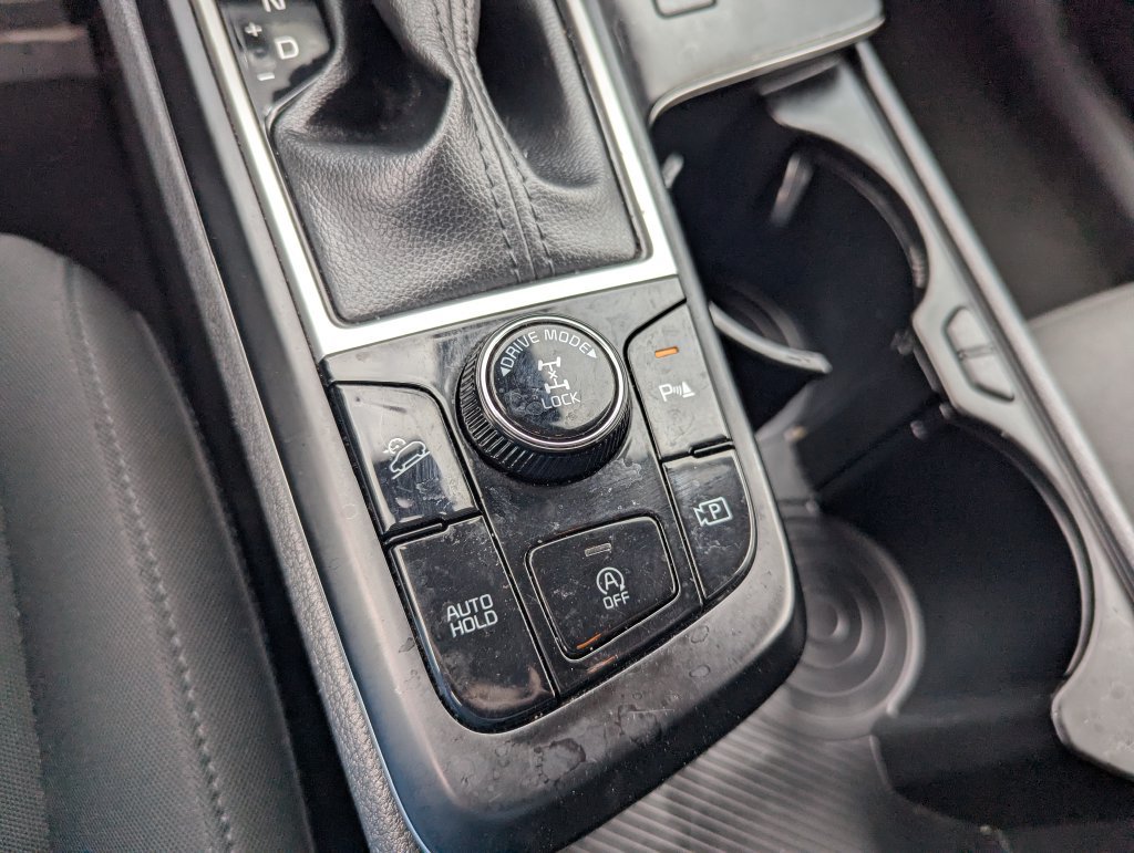 Used 2023 Kia Sportage LX AWD/4WD image 14