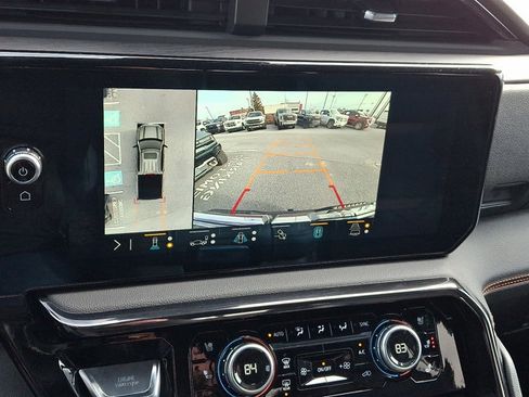 Used 2023 GMC Sierra 1500 AT4 w/ Technology Package image 19