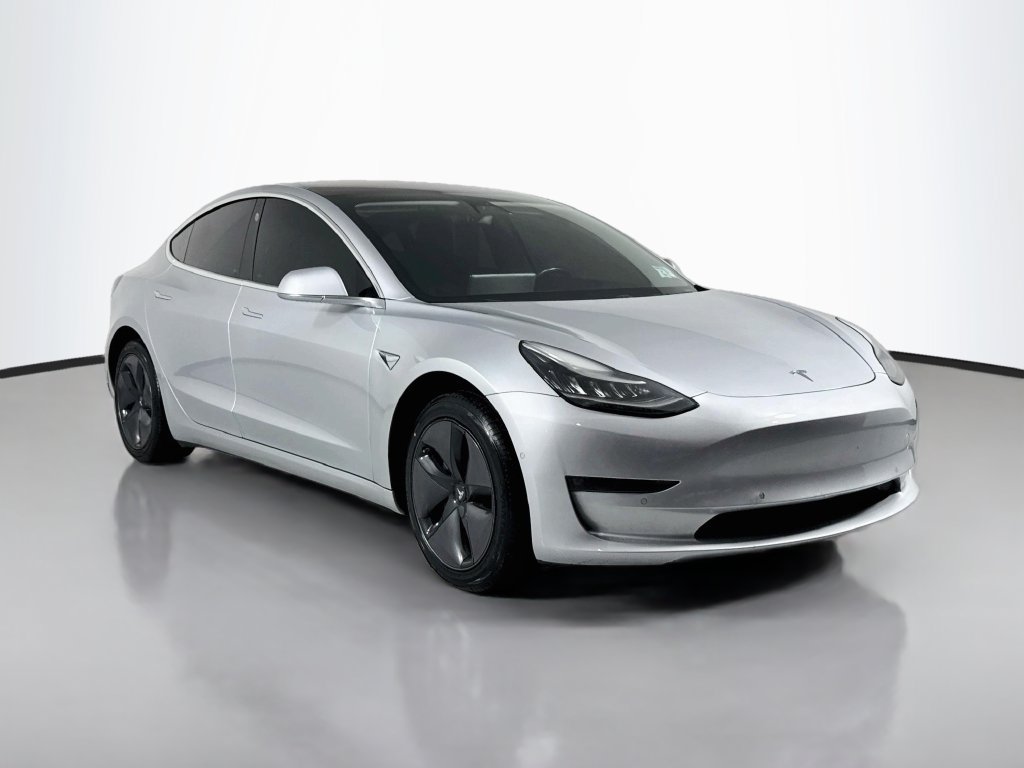 Used 2018 Tesla Model 3 Mid Range RWD image 4