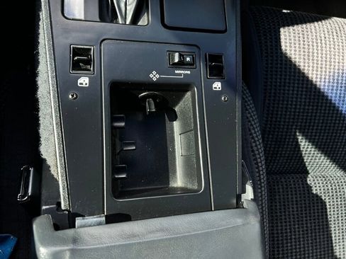 Used 1987 Chevrolet Corvette Coupe image 35